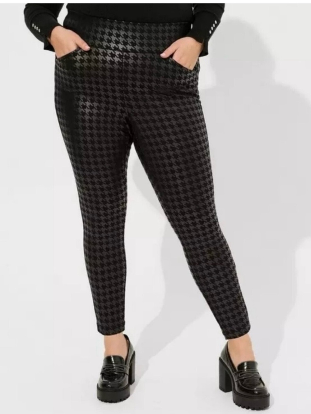 Torrid Pocket Pixie Studio Luxe Ponte Houndstooth Star Pant size 4 4x 4R NWT